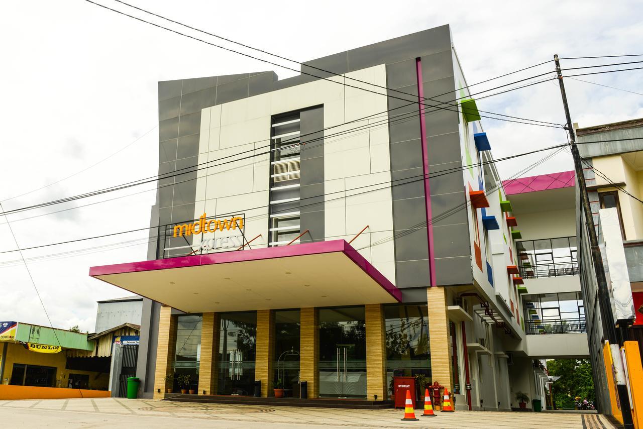 Midtown Xpress Sampit - Kalimantan Tengah Eksteriør billede